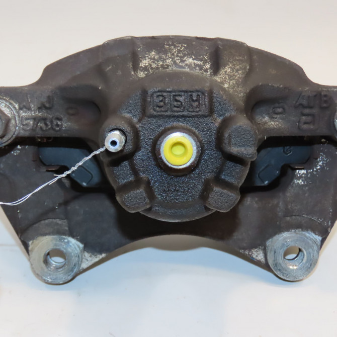 Etrier de frein avant droit occasion CITROEN C4 AIRCROSS Phase 1 10-2011->... 1.6 e-HDI 115ch 1607499780 3