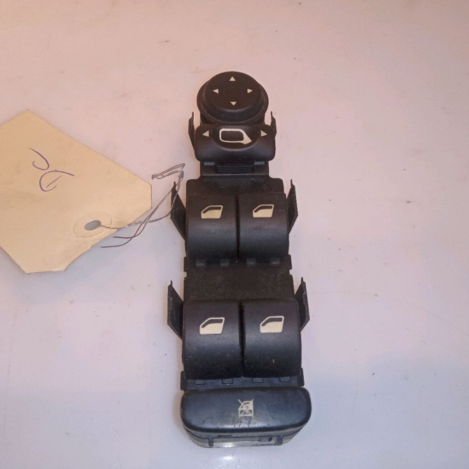 Commande lève-glace porte avant gauche occasion PEUGEOT 307 CC Phase 2 06-2005->06-2008 1