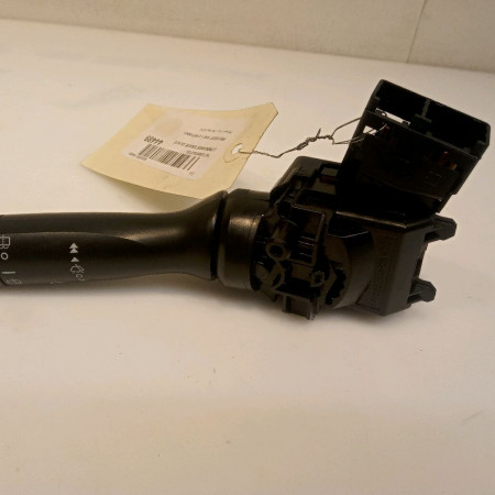 Commande essuie glace occasion PEUGEOT 108 Phase 1 06-2014->... 1.0 VVTI 68ch B000777880