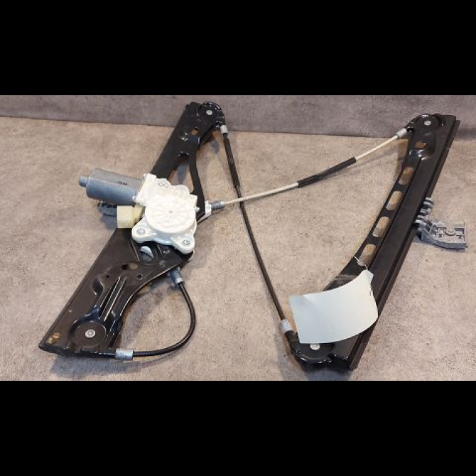 Mecanisme + moteur lève-glace avant droit occasion MERCEDES CLASSE E III Phase 1 03-2002->06-2006 E280CDi FAP 177ch 2117200446 1