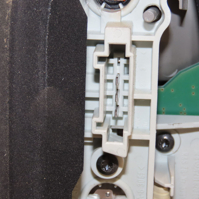 Feu arrière droit occasion MERCEDES CLASSE E III Phase 1 03-2002->06-2006 E270 CDI 177ch 2118201664 3