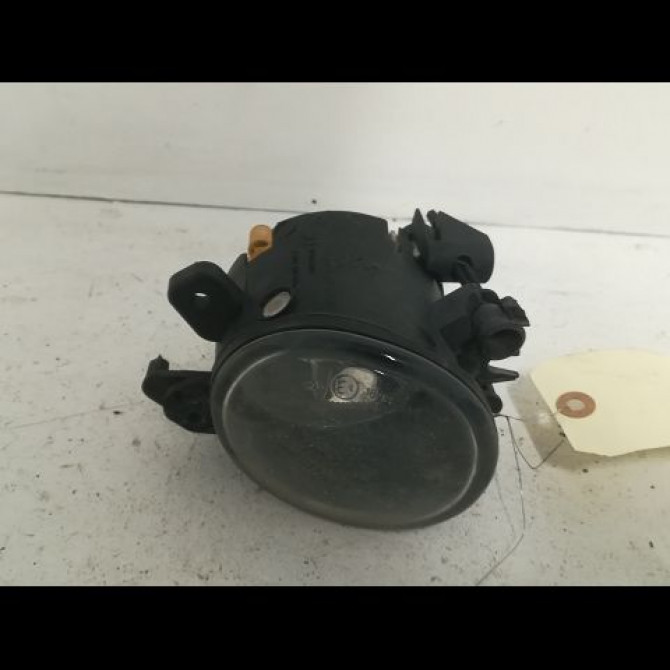 Phare antibrouillard avant droit occasion MERCEDES CLASSE A II Phase 1 12-2004->04-2008 A 180 CDI 1698201656 1