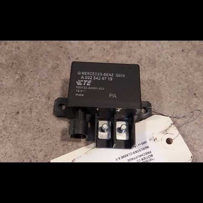 Boitier de préchauffage occasion MERCEDES CLASSE E III Phase 1 03-2002->06-2006 E280CDi FAP 177ch 2118300360 1