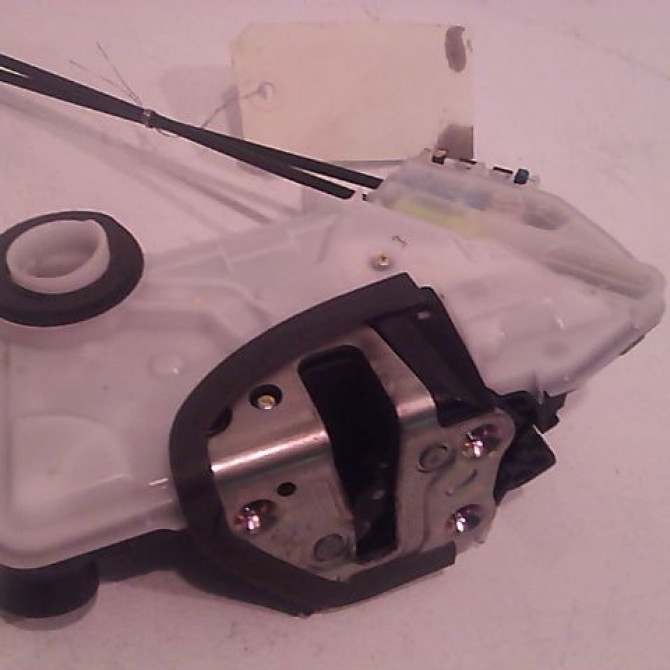 Serrure porte avg occasion PEUGEOT 108 Phase 1 06-2014->... 1.0 E-VTI 68ch B000847080 2