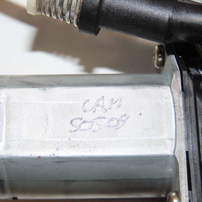 Mecanisme+moteur leve-glace avg occasion MAZDA 3 III phase 1 09-2013->... BHN959590A 4