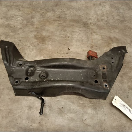 Berceau moteur avant occasion VOLKSWAGEN POLO IV Phase 1 01-2002->05-2005 1.2 55ch 6Q0199287L