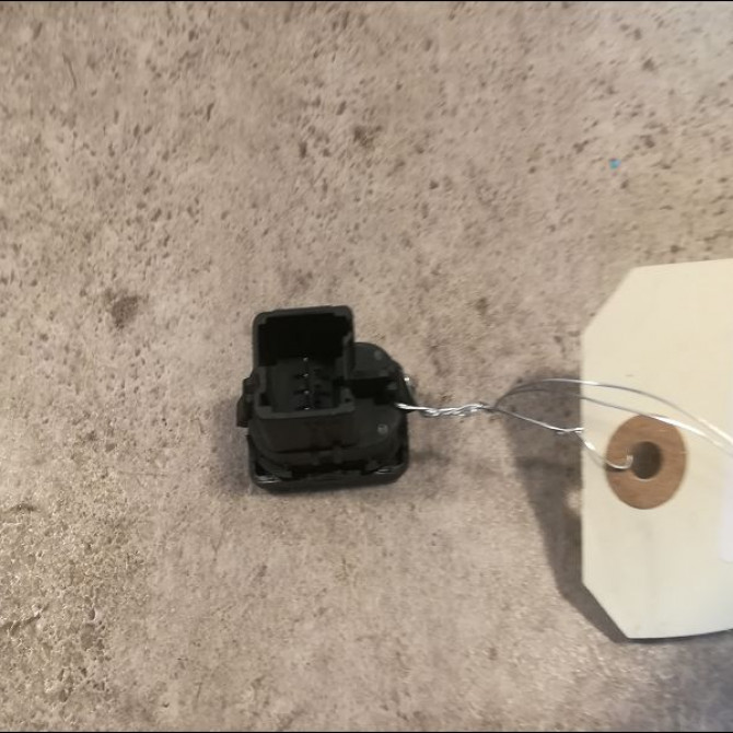 Commande leve-glace porte arrière gauche occasion FORD CMAX I Phase 1 09-2003->03-2007 2.0 TDCI 135ch 1223143 2