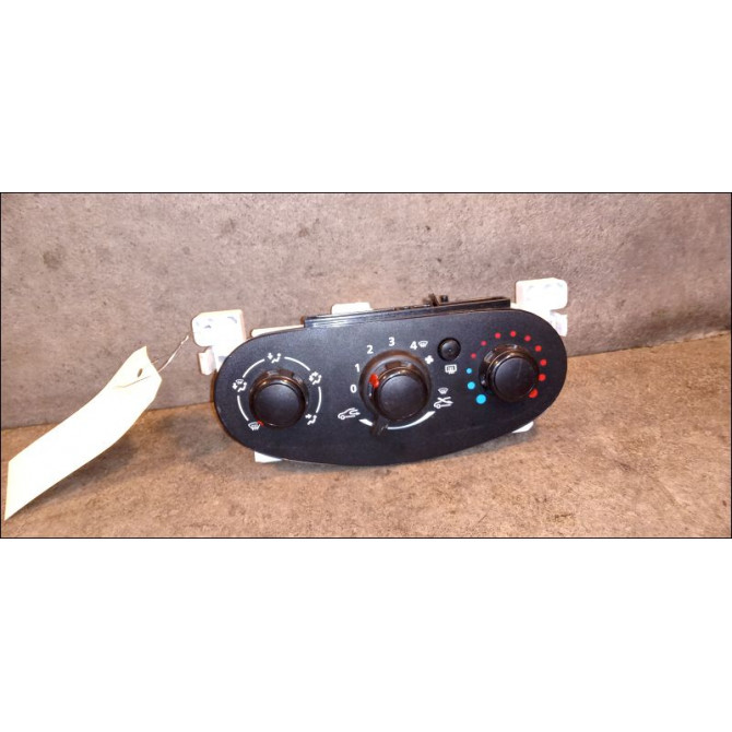 Commande de chauffage occasion DACIA SANDERO II Phase 1 10-2012->... 1.0i 75ch 275108150R 1