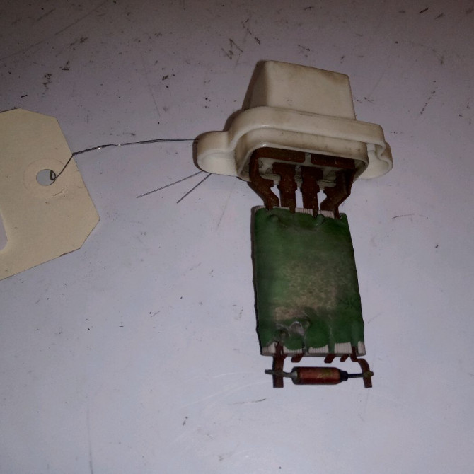 Resistance de chauffage occasion FORD FOCUS II Phase 1 09-2004->12-2007 1.8 TDCI 115ch 1727072 1