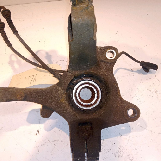 Moyeu avg occasion DACIA LOGAN I Phase 2 MVC 10-2008->01-2013 402027463R 2