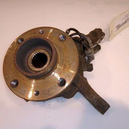 Moyeu avg occasion RENAULT TWINGO II Phase 1 06-2007->11-2011 1.2i 16v 75ch 402027463R