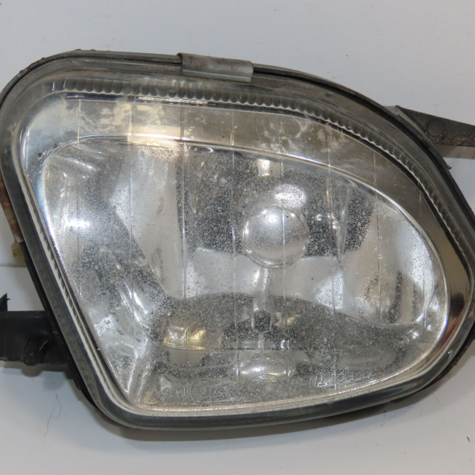 Phare antibrouillard avant droit occasion MERCEDES CLASSE E III Phase 1 03-2002->06-2006 E270 CDI 177ch 2118200656 1