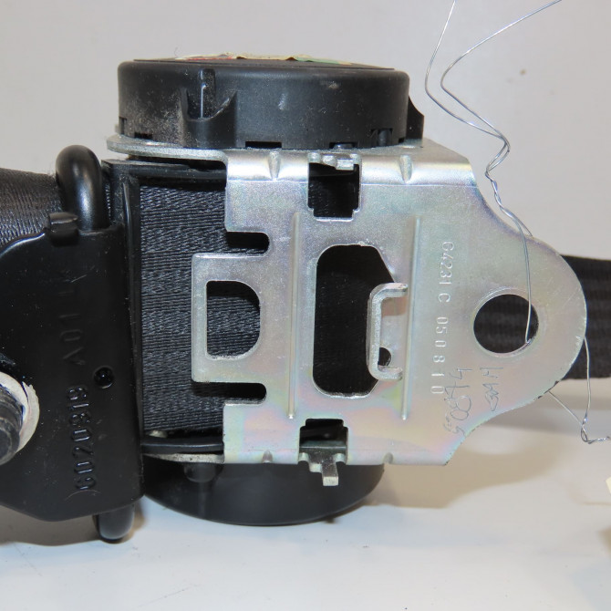 Ceinture arrière droite occasion FORD CMAX I Phase 1 09-2003->03-2007 1.8 TDCI 115ch 1503772 3