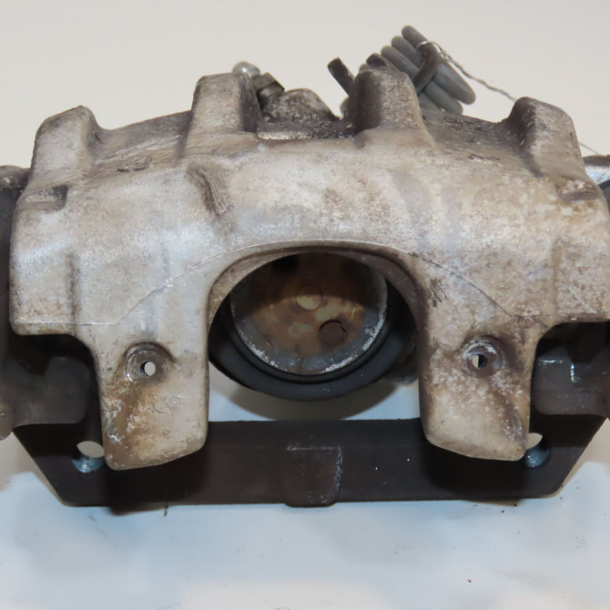 Etrier de frein arrière droit occasion FORD CMAX I Phase 1 09-2003->03-2007 1.8 TDCI 115ch 2080513 2