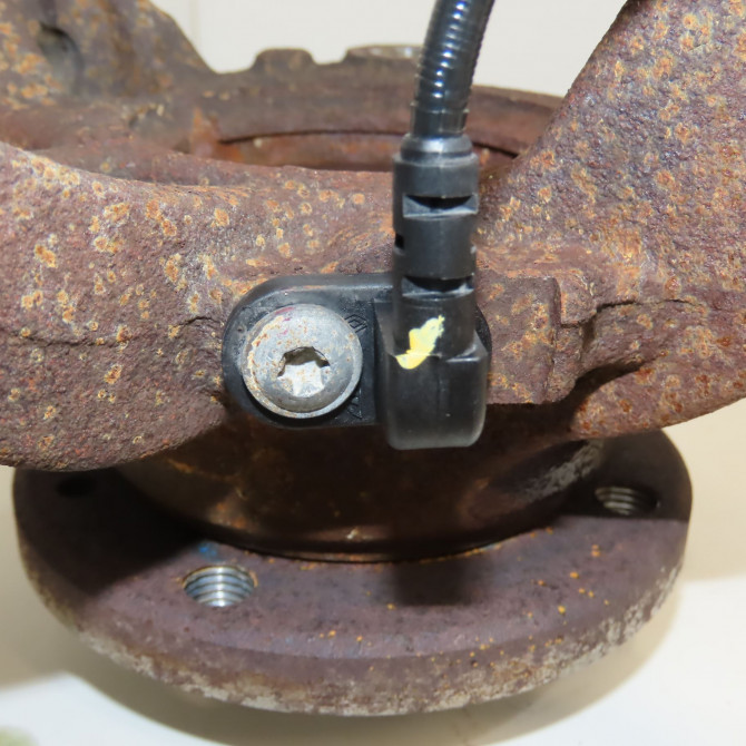 Moyeu avd occasion DACIA SANDERO II Phase 1 04-1995->04-1999 1.0i 75ch 402027463R 3