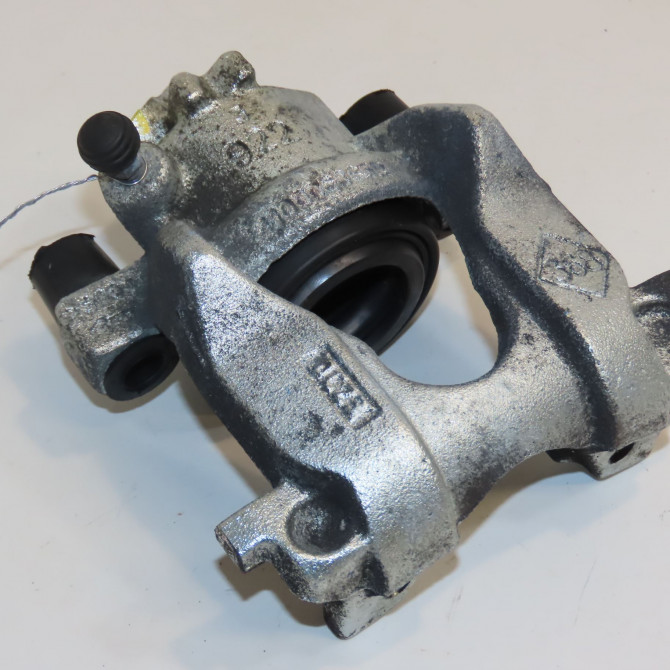 Etrier de frein avant droit occasion DACIA SANDERO II Phase 1 04-1995->04-1999 1.0i 75ch 410014752R 1