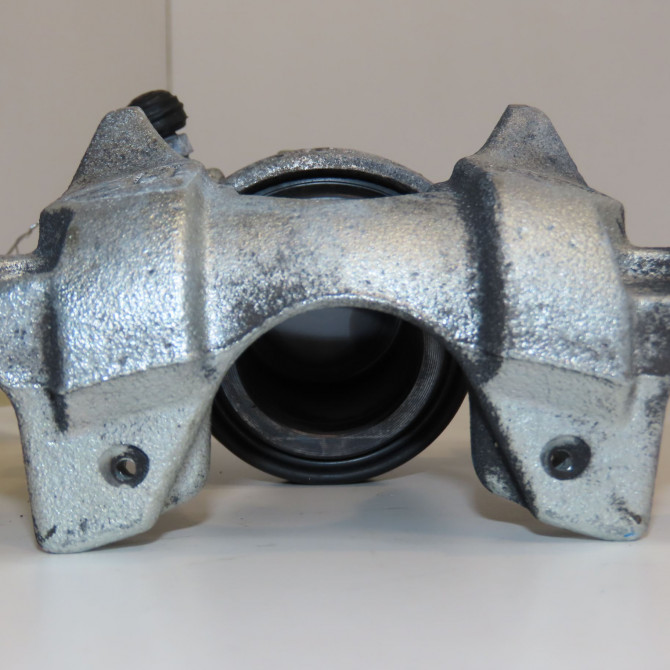 Etrier de frein avant droit occasion DACIA SANDERO II Phase 1 04-1995->04-1999 1.0i 75ch 410014752R 2