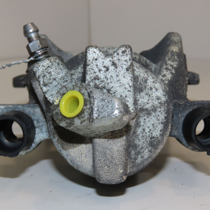 Etrier de frein avant gauche occasion DACIA SANDERO II Phase 1 04-1995->04-1999 1.0i 75ch 410116639R 3