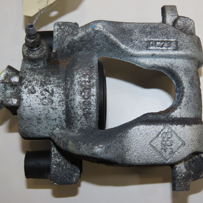 Etrier de frein avant gauche occasion DACIA SANDERO II Phase 1 04-1995->04-1999 1.0i 75ch 410116639R 4