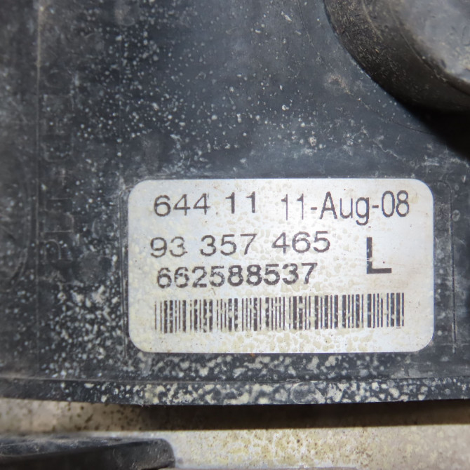 Phare antibrouillard avant gauche occasion OPEL ZAFIRA II Phase 2 01-2008->12-2014 1.7 CDTI 125ch 93357465 3