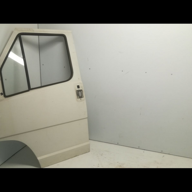 Porte avant gauche occasion PEUGEOT J5 Phase 2 07-1990->06-1994 2.5 D 8v 95ch 1