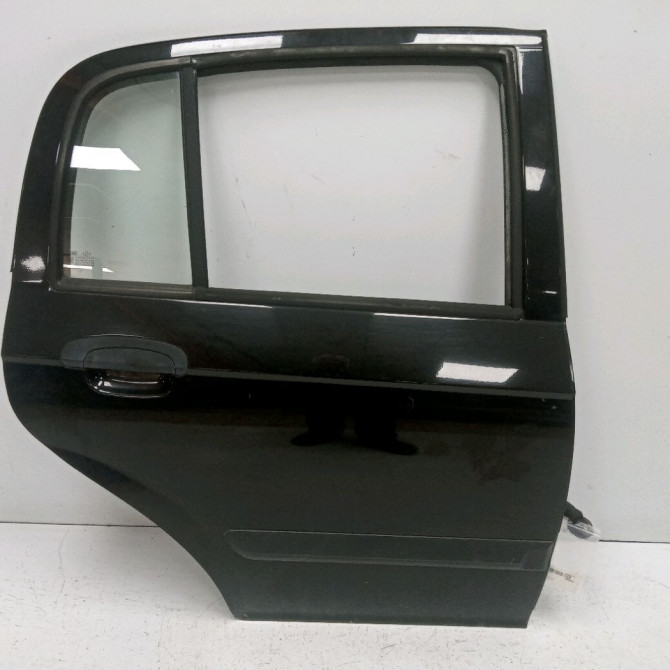 Porte arrière droite occasion HYUNDAI GETZ Phase 2 11-2005->10-2010 1.1i 770040B510 1