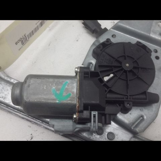 Mecanisme + moteur lève-glace avant droit occasion PEUGEOT 1007 Phase 1 04-2005->12-2010 1.4i 9222Q9 2