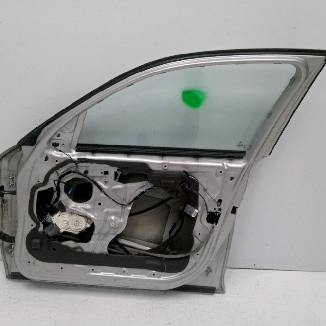 Porte avant droite occasion B.M.W. SERIE 1 I Phase 2 01-2007->07-2011 118d 143ch 41515A2A382 2