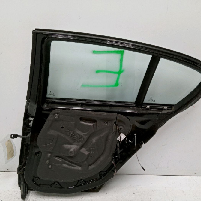 Porte arrière droite occasion B.M.W. SERIE 1 I Phase 2 01-2007->07-2011 116D 115CH 41525A2A384 2