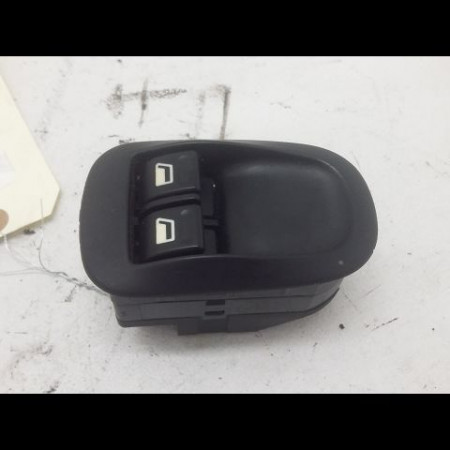 Commande lève-glace porte avant droite occasion PEUGEOT 206 Phase 1 09-1998->03-2009 1.4 HDI 70ch