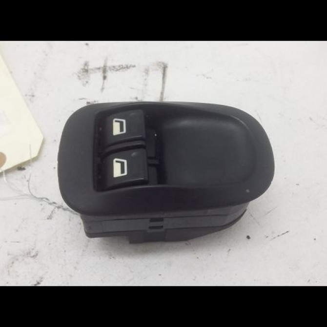 Commande lève-glace porte avant droite occasion PEUGEOT 206 Phase 1 09-1998->03-2009 1.4 HDI 70ch 1