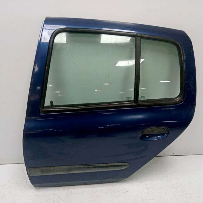 Porte arrière gauche occasion RENAULT CLIO II Phase 1 03-1998->06-2001 1.9 DTI 1
