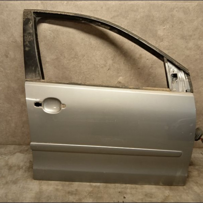 Porte avant droite occasion VOLKSWAGEN POLO IV Phase 2 05-2005->09-2009 1.4 TDI 70ch 6Q4831056P 1