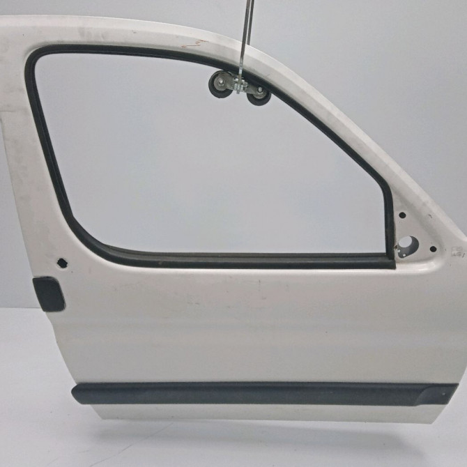 Porte avant droite occasion PEUGEOT PARTNER I Phase 1 01-1997->12-2002 1.9 D 9839338480 1