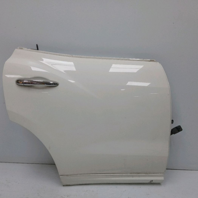 Porte arrière droite occasion MASERATI LEVANTE 1