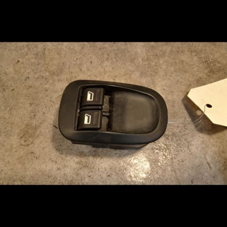 Commande lève-glace porte avant gauche occasion PEUGEOT 206 Phase 2 02-2003->02-2009 1.4i 75ch 6552WQ