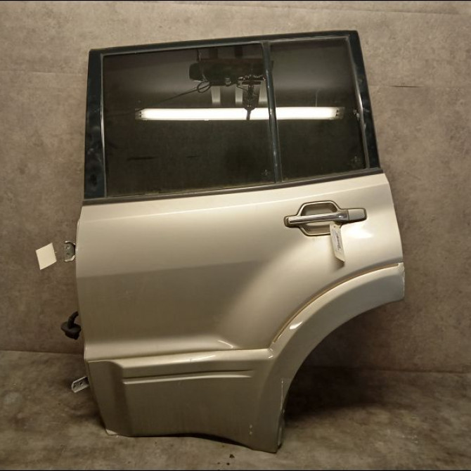 Porte arrière gauche occasion MITSUBISHI PAJERO III Phase 2 02-2003->12-2006 MN150367 1