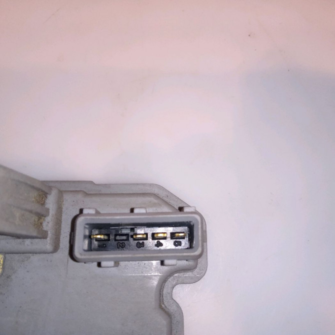 Serrure porte arg occasion PEUGEOT 206 Phase 1 09-1998->03-2009 1.4i 913772 3