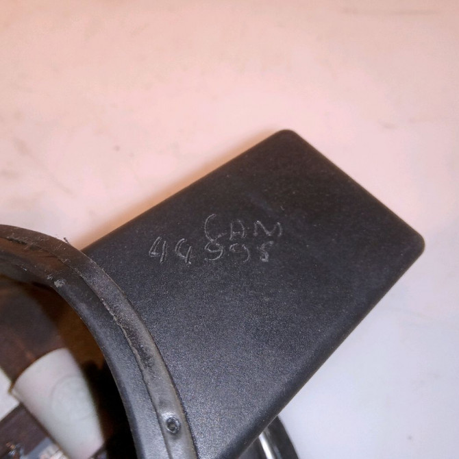 Volet de trappe carburant occasion OPEL ZAFIRA II Phase 2 01-2008->12-2014 1.9 CDTI 100ch 93185623 3