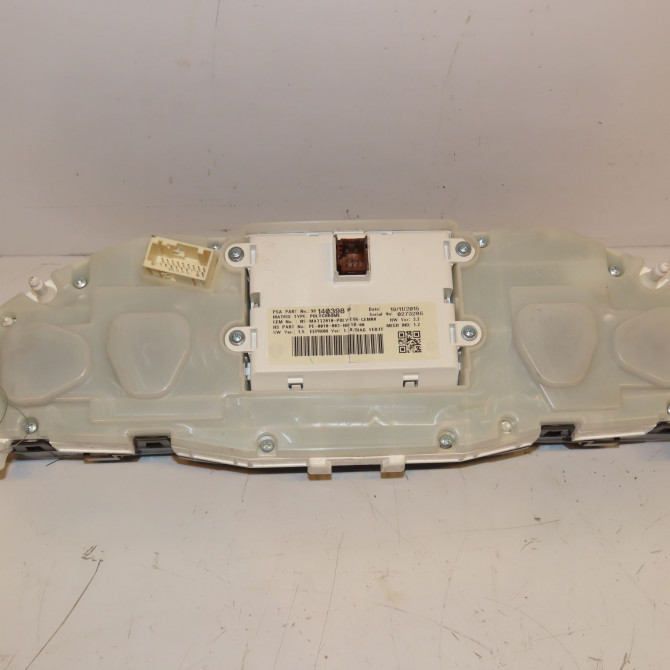 Compteur occasion PEUGEOT 2008 Phase 1 01-2013->... 1.2i PURETECH 110ch 9822703680 2