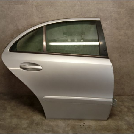 Porte arrière droite occasion MERCEDES CLASSE E III Phase 1 03-2002->06-2006 E 220 CDI 211730020528