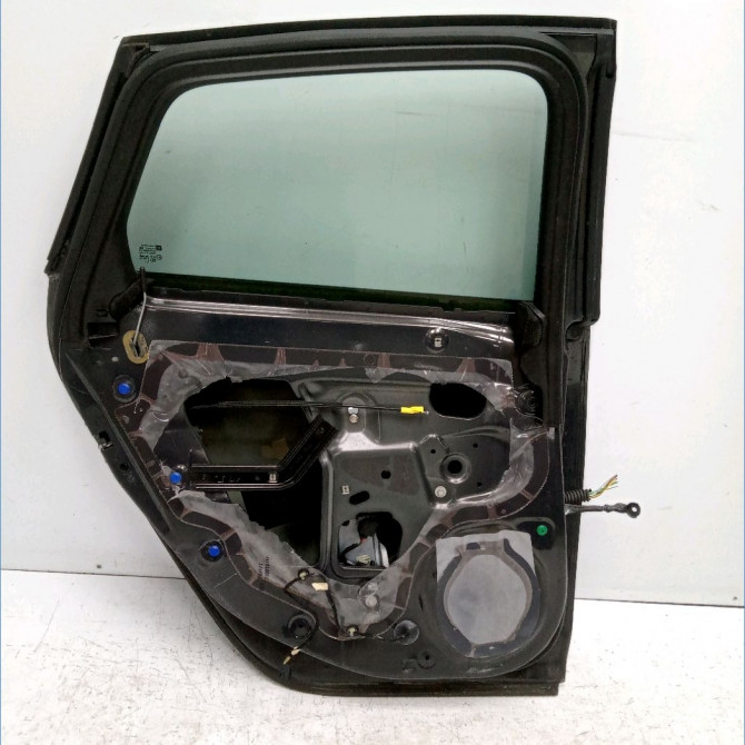 Porte arrière gauche occasion OPEL ASTRA IV ASTRA IV Phase 2 2012-07-01->2016-04-30 13285610 2