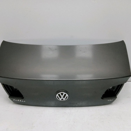 Coffre arrière occasion VOLKSWAGEN PASSAT V Phase 1 03-2005->10-2010 1.9 TDI 105ch 3C5827025H