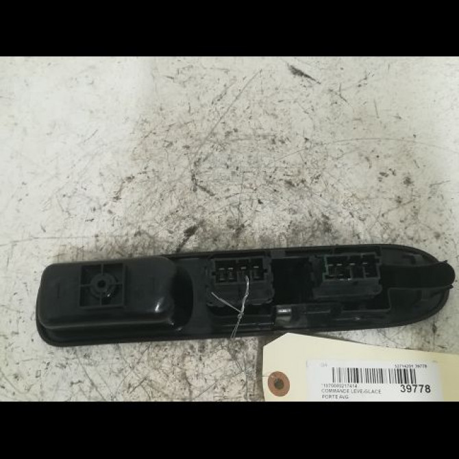 Commande lève-glace porte avant gauche occasion PEUGEOT 307 Phase 1 04-2001->06-2005 2.0 HDI 90ch 2