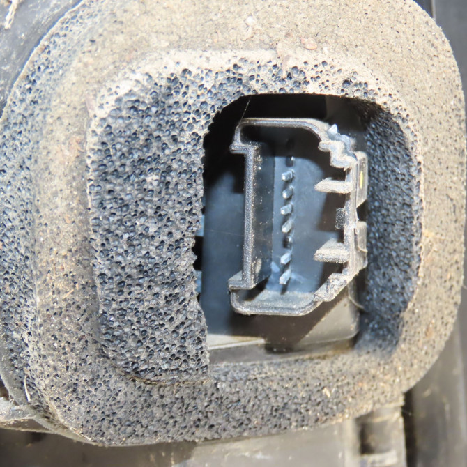 Feu arrière droit occasion PEUGEOT 107 Phase 3 01-2012->06-2014 1.0 68ch 1607990380 3