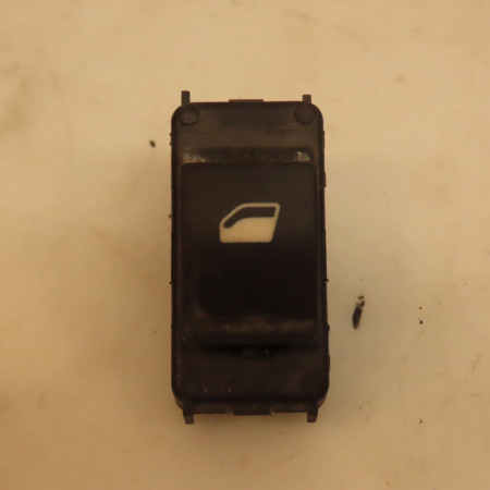 Commande leve-glace porte arrière gauche occasion PEUGEOT 3008 I Phase 1 04-2009->12-2013 1.6 HDI 115ch