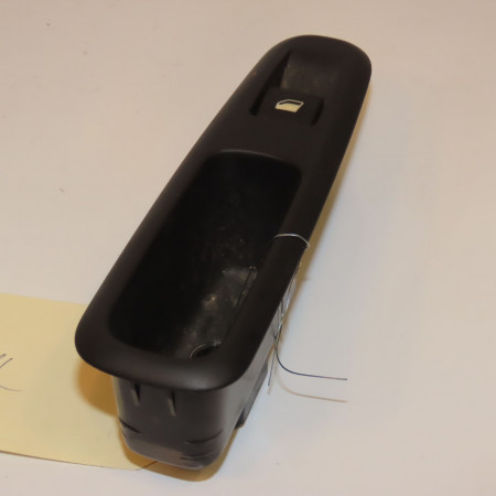 Commande leve-glace porte arrière gauche occasion PEUGEOT 3008 I Phase 1 04-2009->12-2013 2.0 HDI 150ch