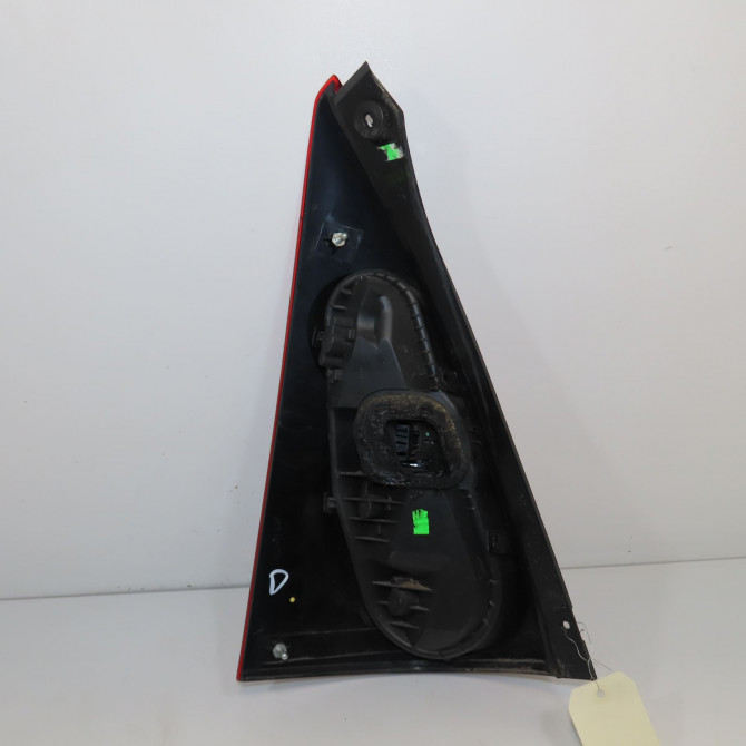 Feu arrière droit occasion PEUGEOT 107 Phase 3 01-2012->06-2014 1.0 68ch 1607990380 2