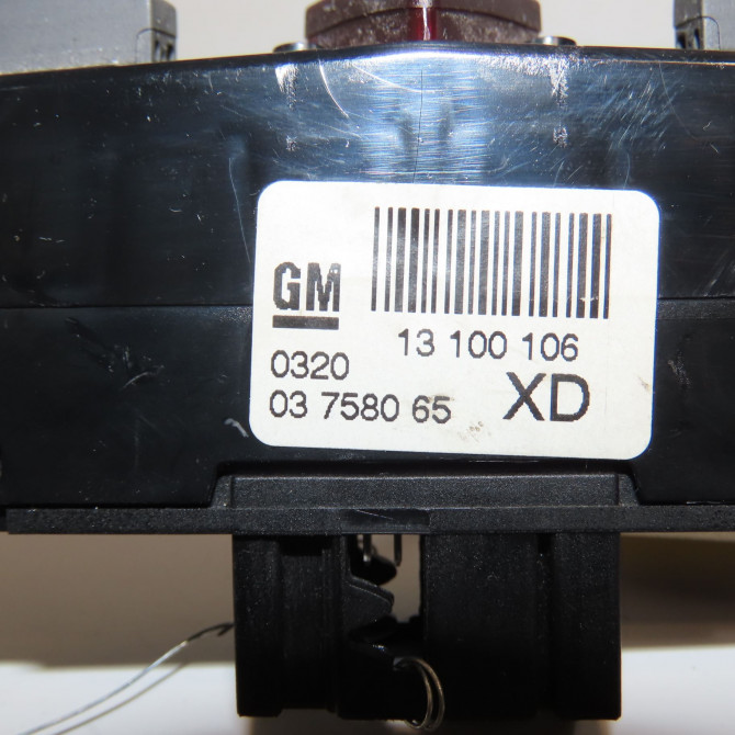 Bouton de warning occasion OPEL ZAFIRA II Phase 2 01-2008->12-2014 1.7 CDTI 125ch 3