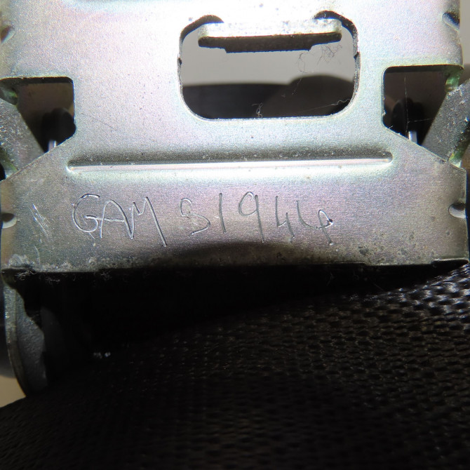 Ceinture arrière droite occasion OPEL ZAFIRA II Phase 2 01-2008->12-2014 1.7 CDTI 125ch 13296220 3